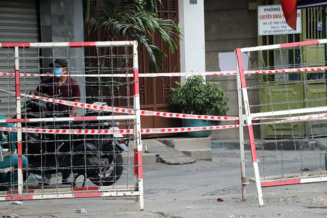 TP.HCM phong tỏa nhiều nơi liên quan đến 4 ca nhiễm COVID-19 là nhân viên sân bay Tân Sơn Nhất - 9