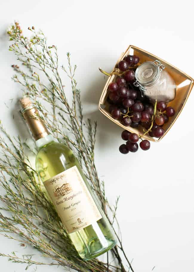 Chớ nên đổ rượu vang thừa đi, nó là trợ thủ làm đẹp đắc lực của bạn - 3