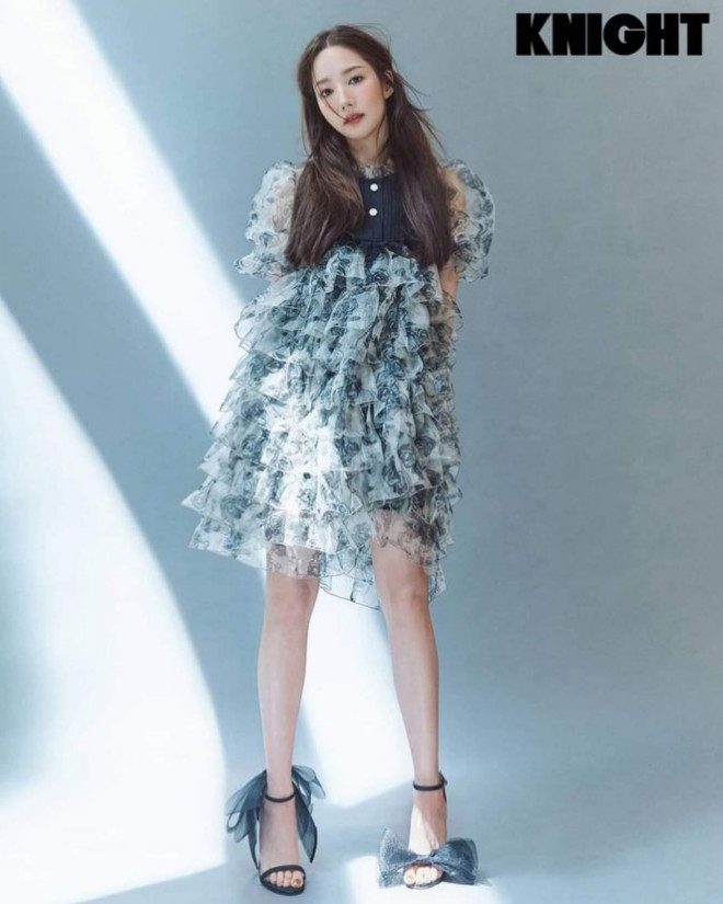Những bộ trang phục sân khấu tạo nên thương hiệu của Jennie BLACKPINK   BlogAnChoi