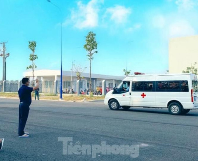 Hơn 100 trẻ em rời khu cách ly ở Bình Dương về nhà ngày mùng 3 Tết - 11