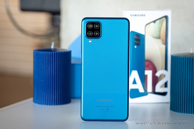 Đánh giá nhanh Galaxy A12: smartphone giá rẻ mà có võ - 1