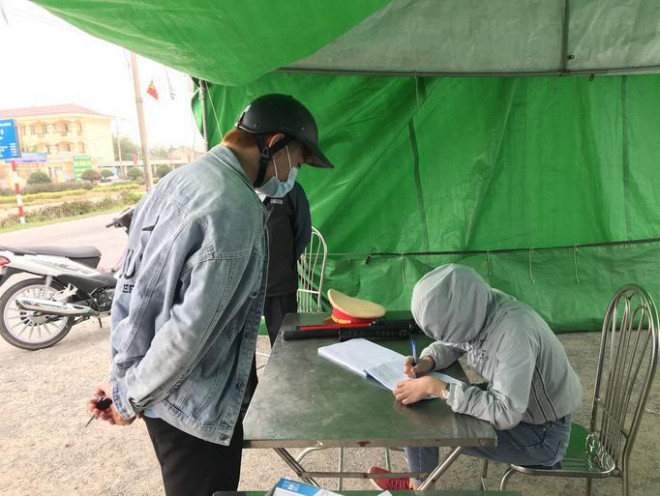 CLIP: Hải Dương vắng hoe ngày đầu thực hiện giãn cách xã hội - 7