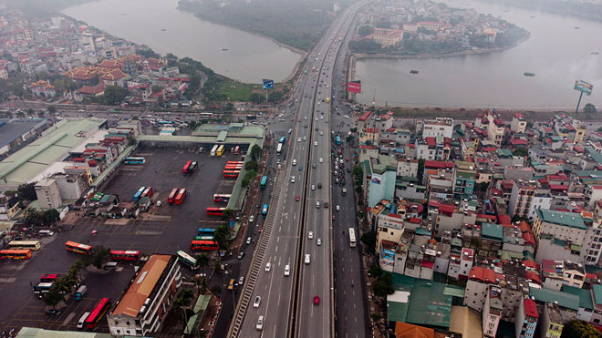 Ngỡ ngàng giao thông Hà Nội sau kỳ nghỉ Tết Nguyên đán - 4
