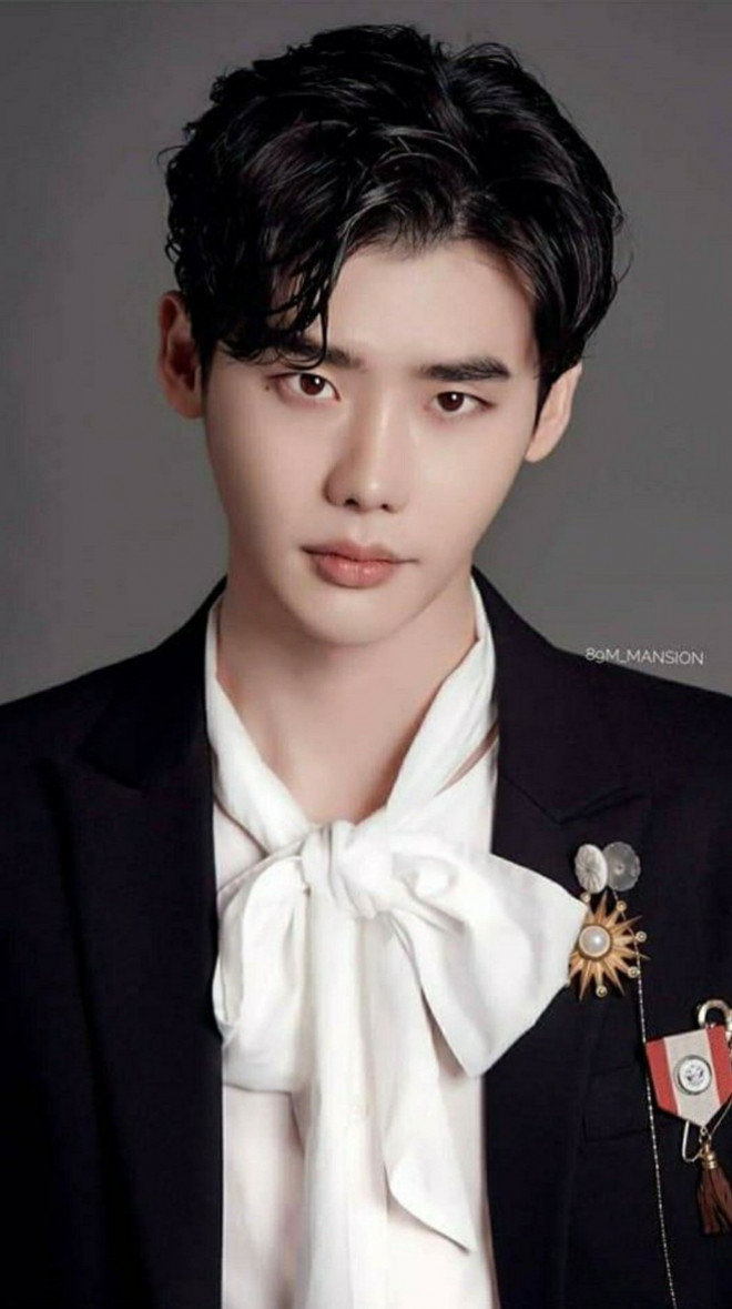 Những nam thần showbiz Hàn được bình chọn là “thiên tài gương mặt”: Vị trí số 1 sẽ khiến bạn bất ngờ! - 3