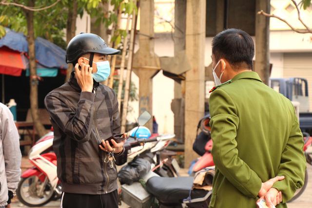 TP. Hải Dương xử phạt gần 400 trường hợp vi phạm công tác phòng chống dịch COVID-19 trong một ngày - 7