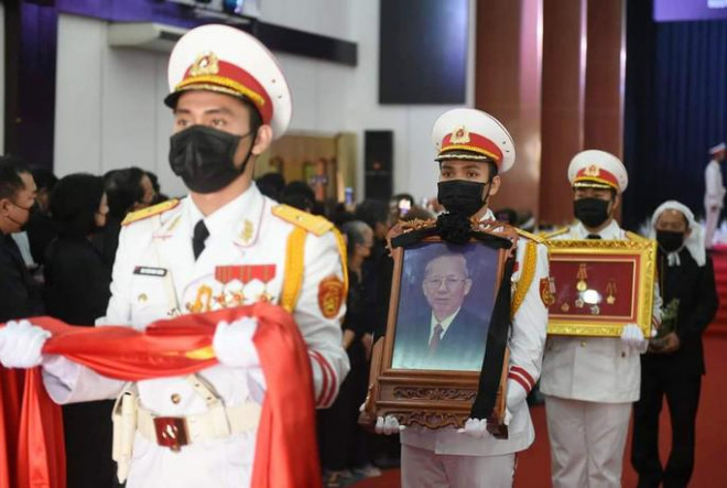 Xúc động tiễn đưa nguyên Phó Thủ tướng Trương Vĩnh Trọng - 14