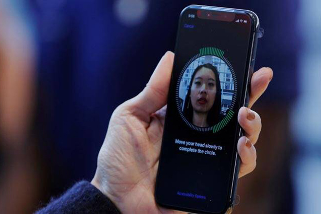iPhone X “qua tay” còn giá bao nhiêu, liệu có nên mua? - 1