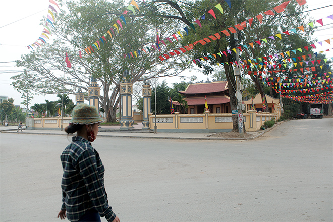 Cặp vợ chồng làm lễ “tình phộc” ở miếu Đụ Đị tiết lộ tin vui sau 5 năm là "người được chọn" - 3