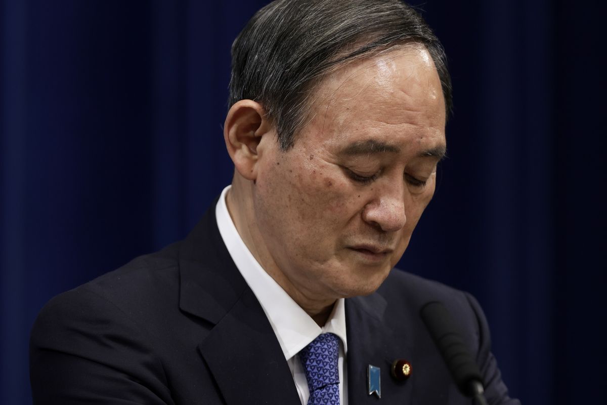 Nhật Bản: Con trai Thủ tướng Suga “mời cơm”, hàng loạt quan chức “gánh họa” - 1