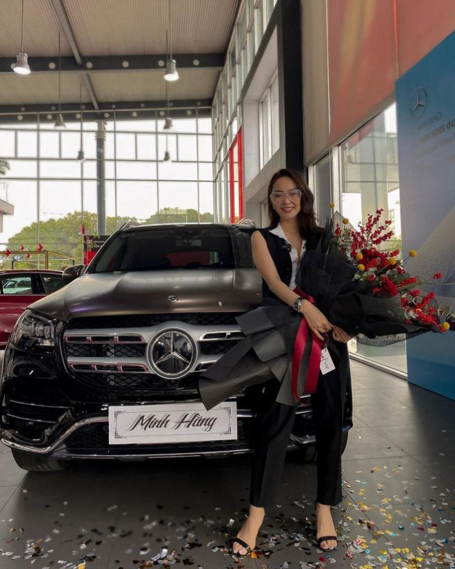 Minh Hằng bất ngờ lên báo Trung, còn được gọi là ‘nữ thần’ - 4