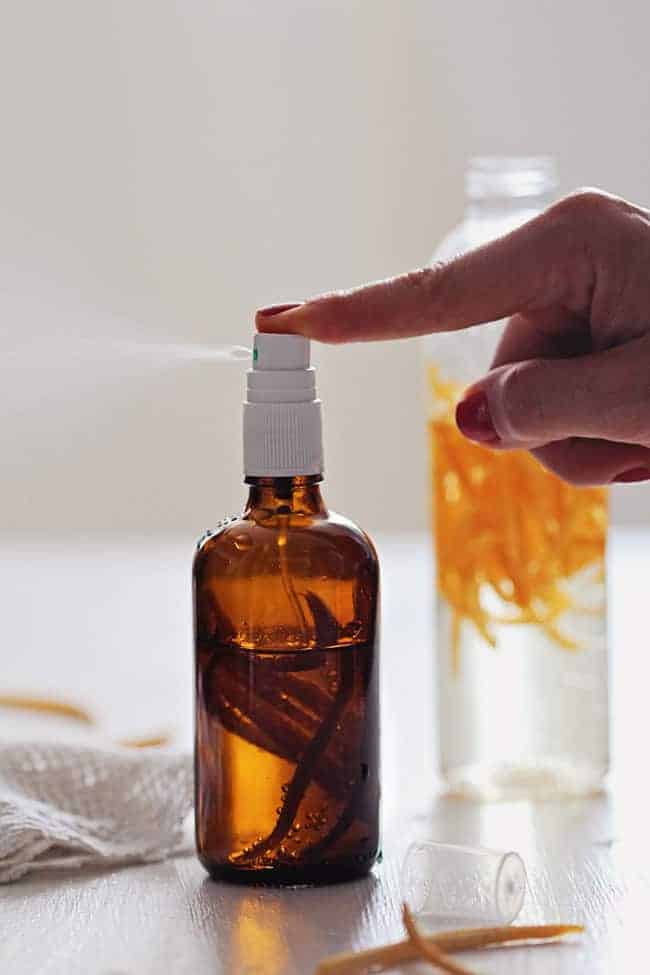 Bí quyết tự tạo toner C giúp da căng mọng, sáng hồng - 2