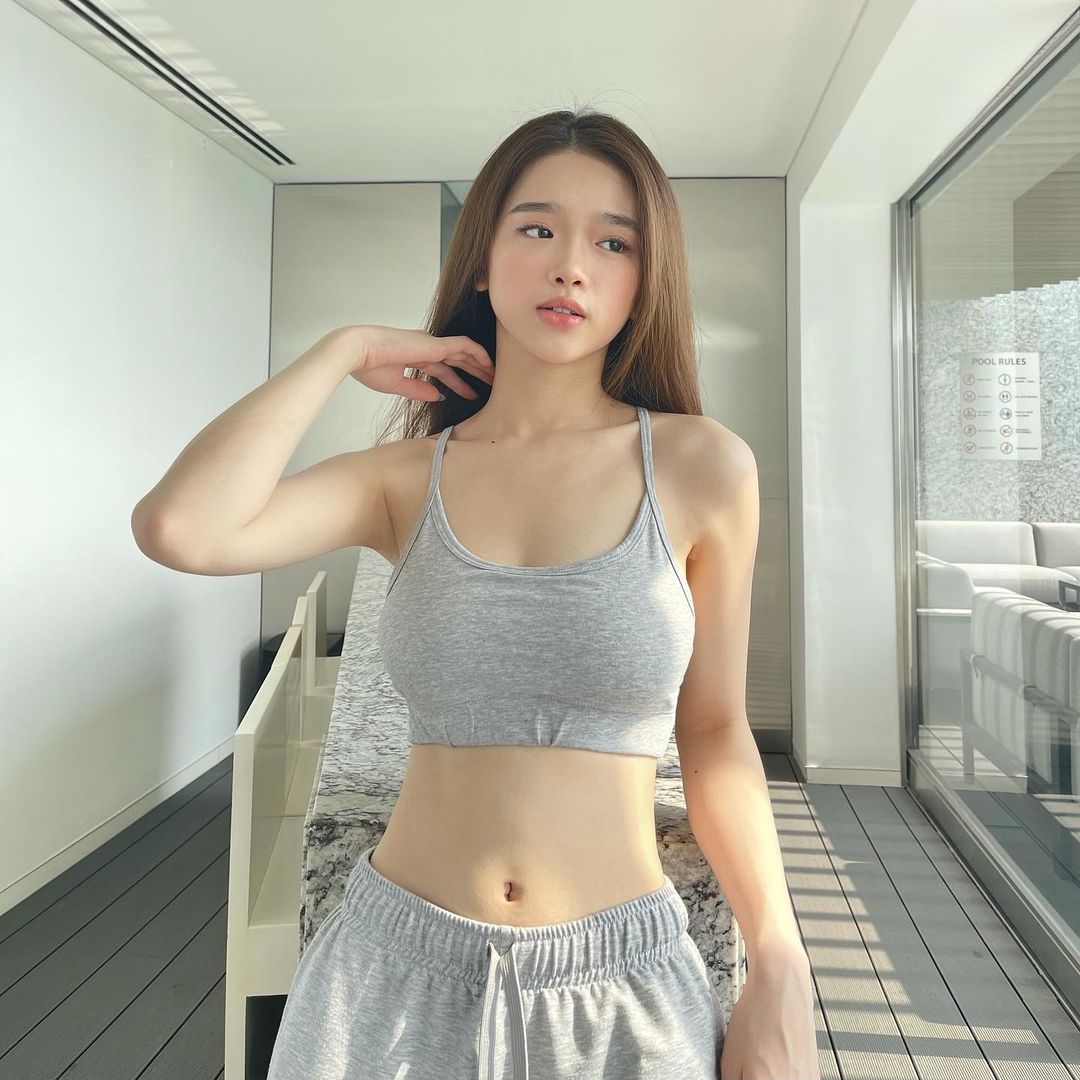 Linh Ka gầy kỷ lục với cân nặng như thiếu nhi, chân “cột đình” giờ mỏng như lá lúa - 6