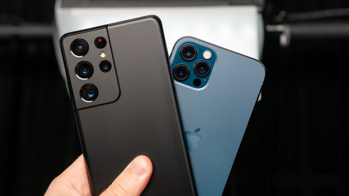 iPhone 12 Pro Max vs Galaxy S21 Ultra: Đâu mới là "trùm" smartphone? - 1