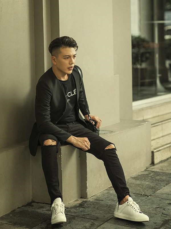 Bác sĩ hotboy “đốt mắt” với body cực phẩm khiến chị em khó rời mắt - 3