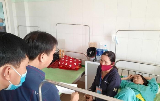 Tiếng khóc bi ai trong đám tang nữ sinh bị ô tô tông tử vong ở Quảng Trị - 5