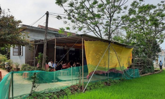 Tiếng khóc bi ai trong đám tang nữ sinh bị ô tô tông tử vong ở Quảng Trị - 3