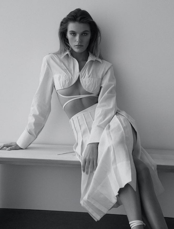 Sắc vóc nóng bỏng của chân dài 9x Madison Headrick - 4