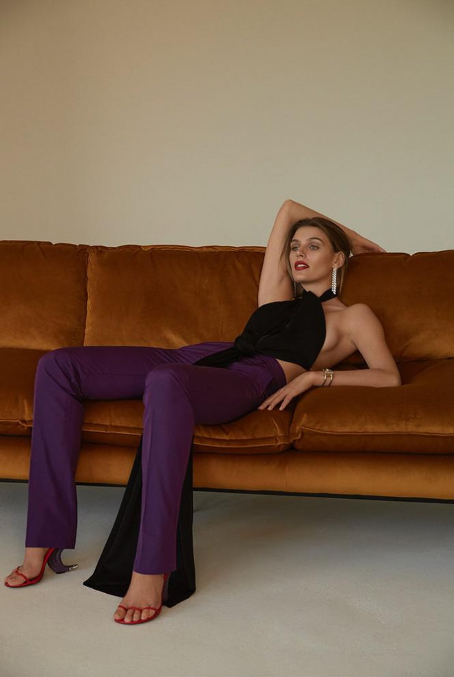 Sắc vóc nóng bỏng của chân dài 9x Madison Headrick - 13