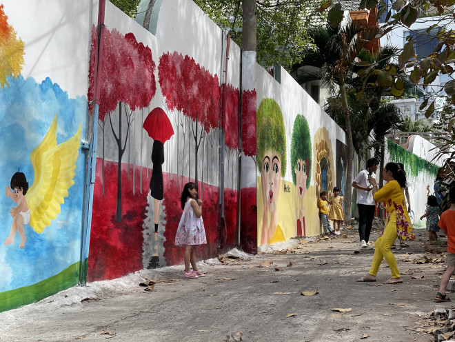 Ngỡ ngàng với hẻm bích hoạ ở Vũng Tàu, du khách chia sẻ rầm rộ trên mạng - 4