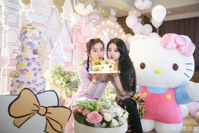 Lý Băng Băng tươi trẻ như thiếu nữ dù đón sinh nhật tuổi 48 - 3