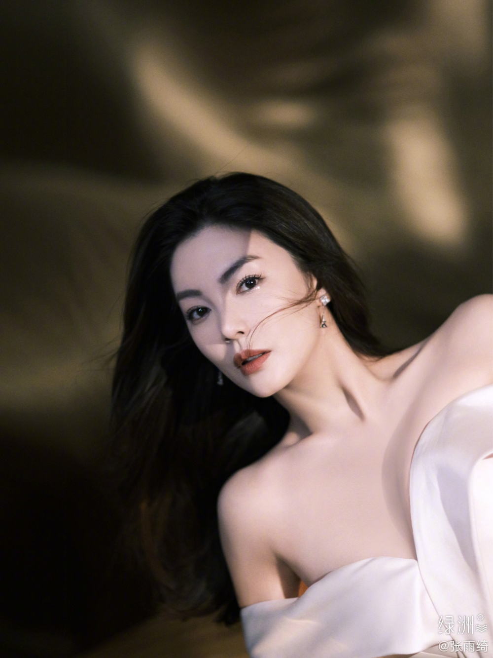 "Mỹ nhân phản bội Châu Tinh Trì" tuổi "băm" đẹp tỏa ra hào quang mê hoặc người nhìn - 6