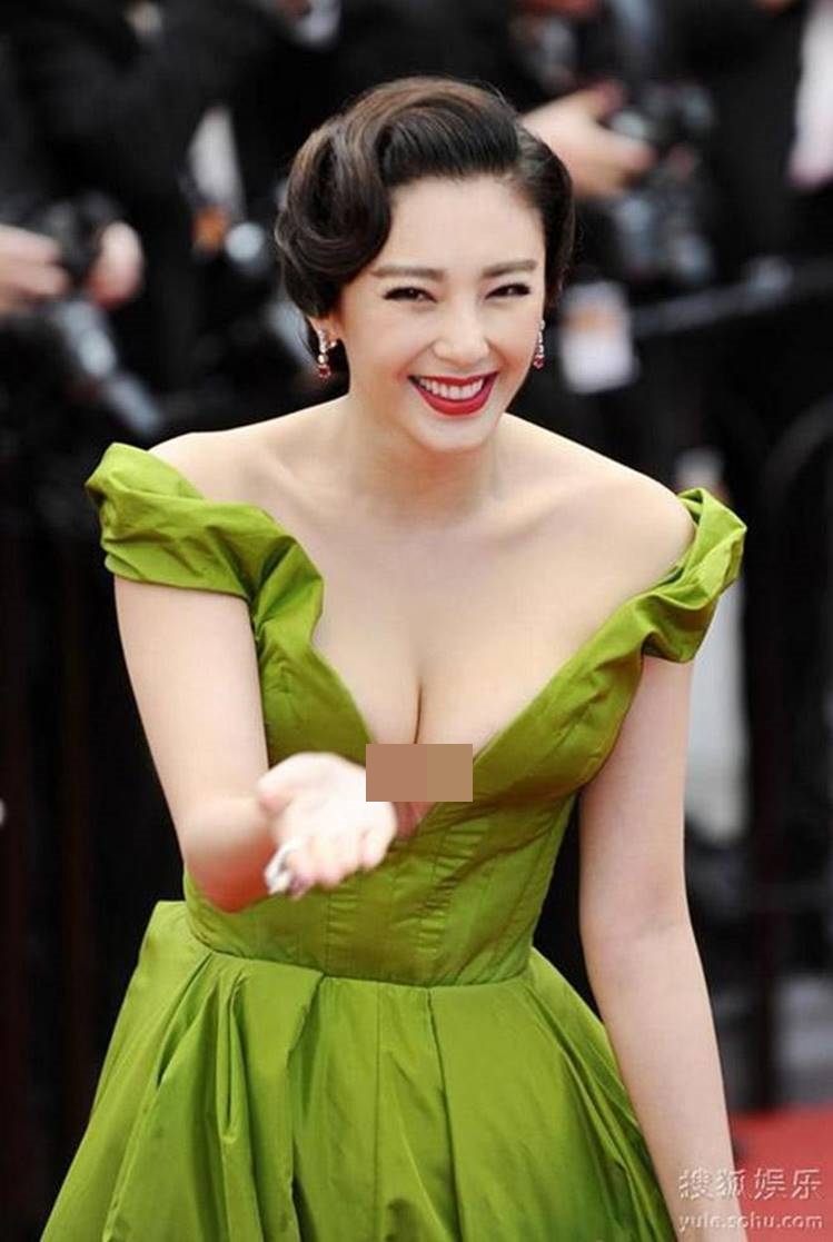 "Mỹ nhân phản bội Châu Tinh Trì" tuổi "băm" đẹp tỏa ra hào quang mê hoặc người nhìn - 3