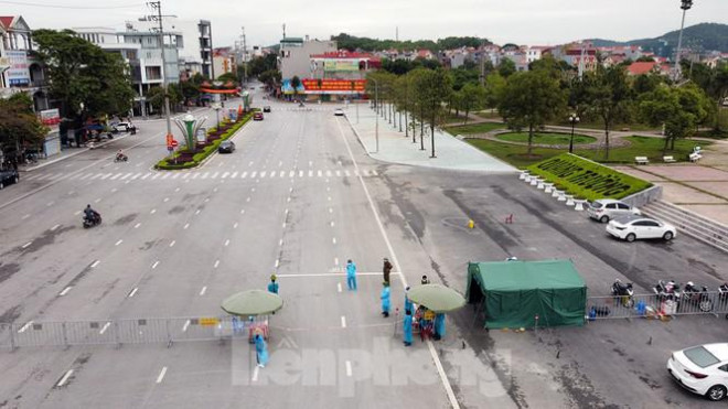 Toàn cảnh TP Chí Linh trước giờ gỡ phong tỏa - 3