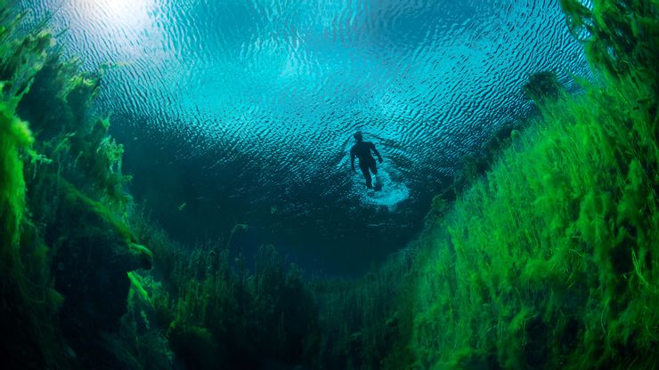 Sửng sốt trước những địa điểm này dưới nước, từ bảo tàng quân sự cho tới bưu điện - 7