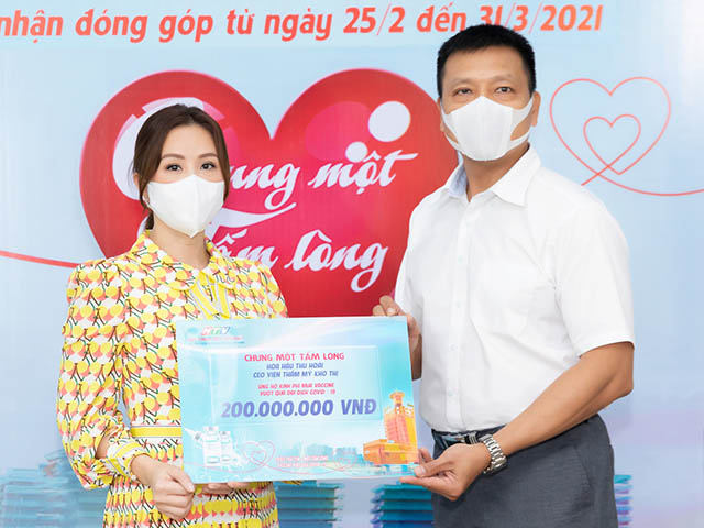 Hoa hậu Thu Hoài ủng hộ 200 triệu mua vắc xin ngừa Covid-19