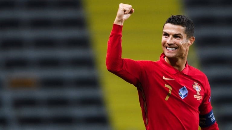 Căn bệnh nguy hiểm siêu sao Cristiano Ronaldo từng mắc khi mới 15 tuổi - 1