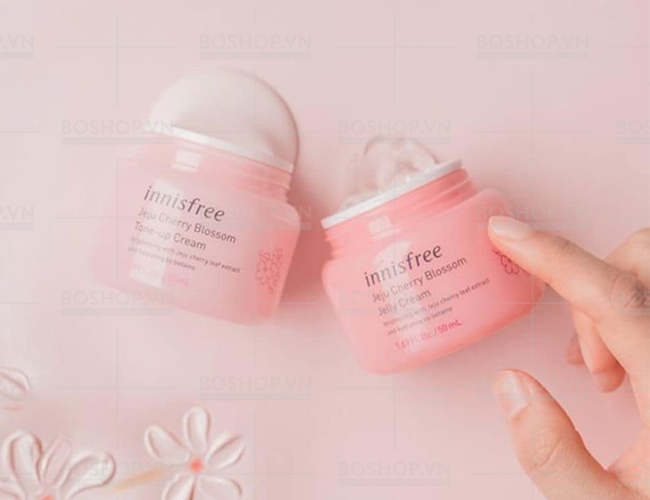 15 kem dưỡng ẩm tốt, lành tính giúp làn da căng mướt, mềm mọng - 14