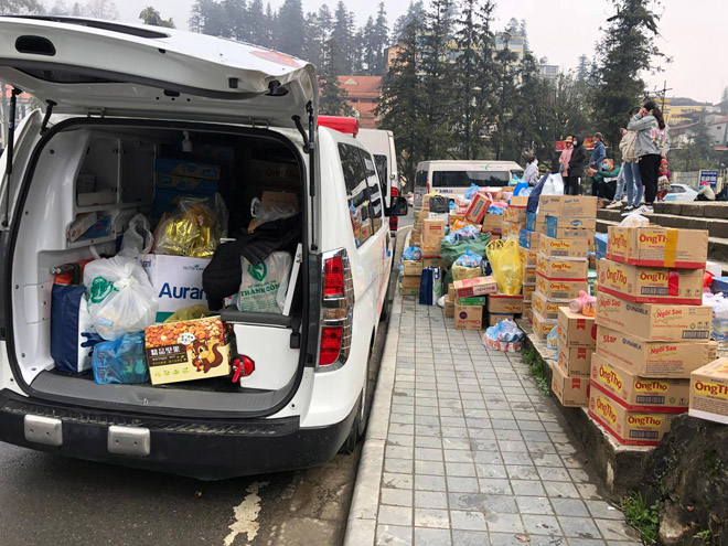 Sau 2 tiếng ở Sa Pa, ông Đoàn Ngọc Hải kêu gọi được 30.000 hộp sữa cho trẻ em nghèo - 2