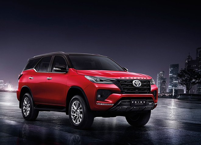 Toyota Fortuner thêm trang bị gói nâng cấp Pride Package II tại Thái - 1