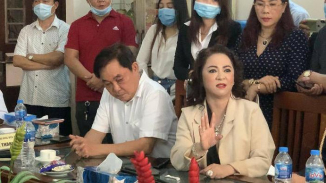 Bác sĩ nói gì về năng lực chữa bệnh của “thần y” Võ Hoàng Yên? - 2