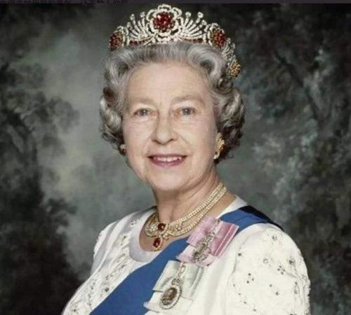 Nhan sắc thời trẻ của Nữ hoàng Anh: Được ví như Nữ vương cổ tích, chồng nguyện bỏ ngai vàng để ở bên - 1