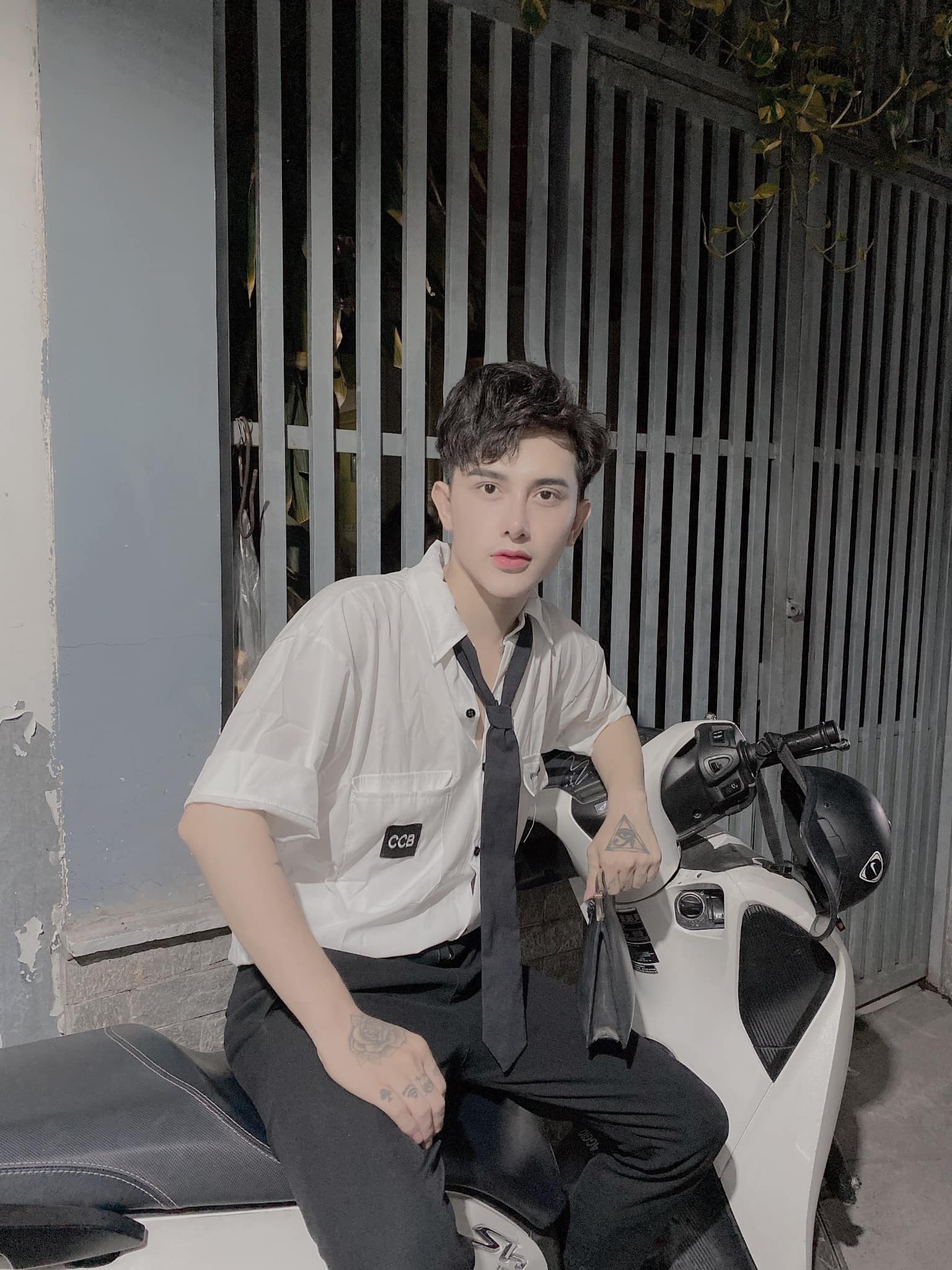 3 chàng trai Việt chi tiền tỷ để "đập mặt đi xây lại", đàn ông cũng “vịt bầu hoá thiên nga” - 2