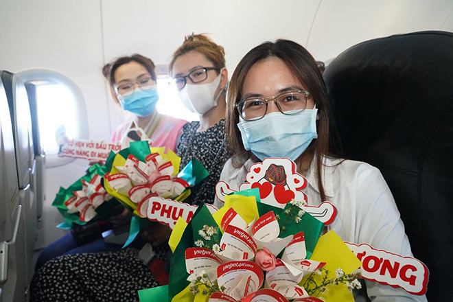 Có hẹn với bầu trời, cùng nàng đi muôn nơi trên tàu bay Vietjet - 1