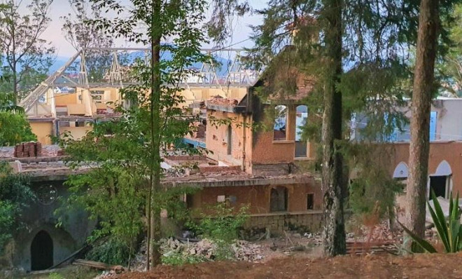 Sàn nhà đang sửa chữa đổ sập, 2 công nhân tử nạn ở Đà Lạt - 1