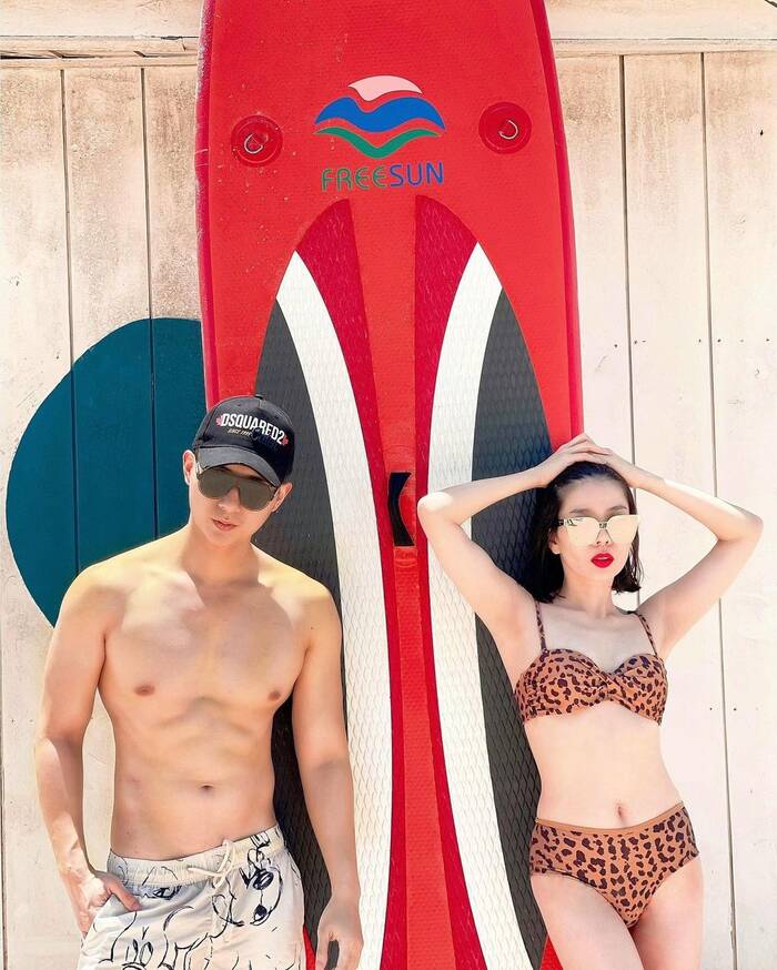 Bạn trai kém 11 tuổi của Lệ Quyên: Gương mặt nam thần, body nóng bỏng - 4