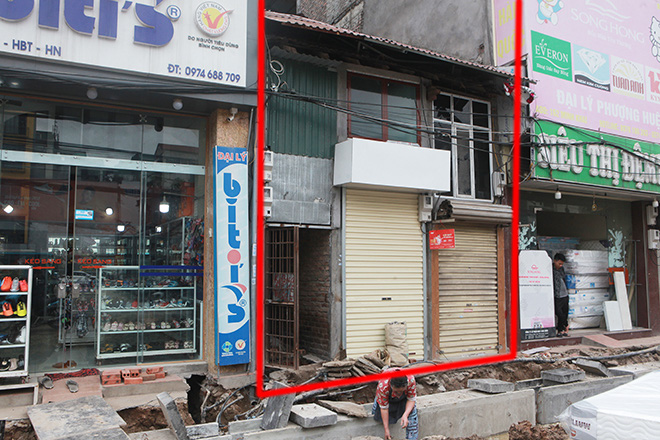 Hà Nội: Nhà “kì dị” trên đường vành đai 2, còn một bức tường vẫn giữ - 11