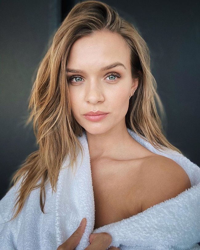 Trang điểm nhiều nhưng da siêu mẫu vẫn mướt rượt bởi các mẹo riêng này - 6