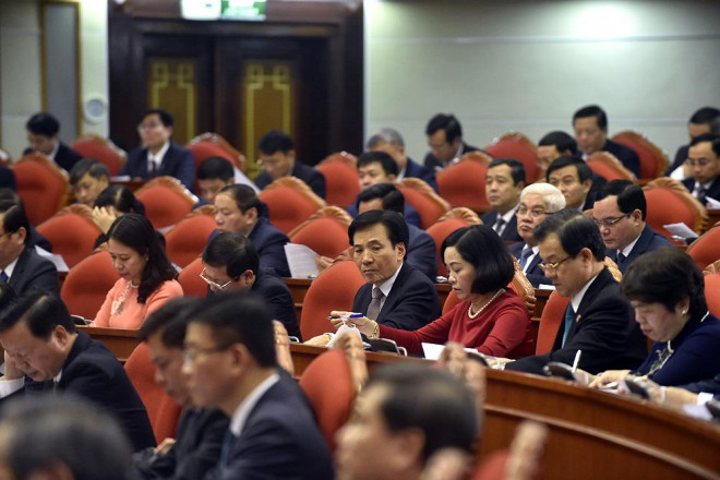 Nhân sự ứng cử Chủ tịch nước, Thủ tướng, Chủ tịch Quốc hội cần tiêu chuẩn nào để giới thiệu ra Quốc hội bầu? - 2