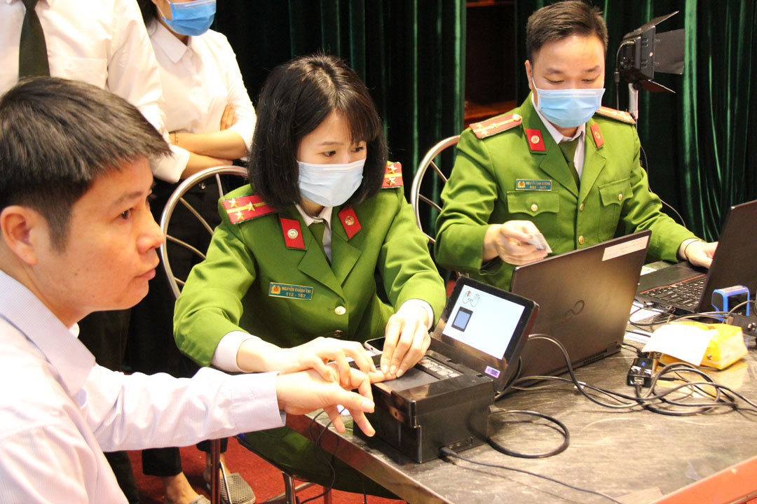 Tin tức 24h qua: Vì sao ông Nguyễn Đức Chung bị khởi tố vụ mua chế phẩm Redoxy-3C? - 3