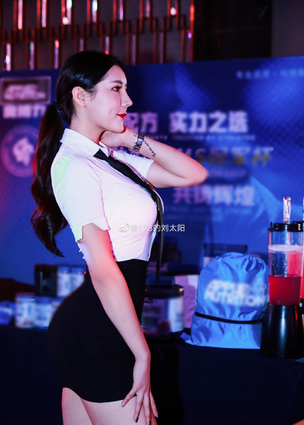 Shock với body hiện tại của "cô trợ lý siêu vòng 3" từng gây xôn xao vì nóng bỏng - 8