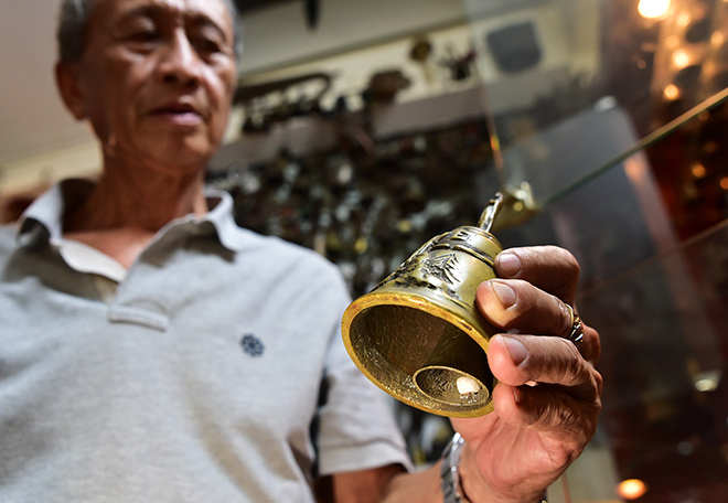 "Kho báu" treo lủng lẳng trong nhà của ông lão Sài thành - 12