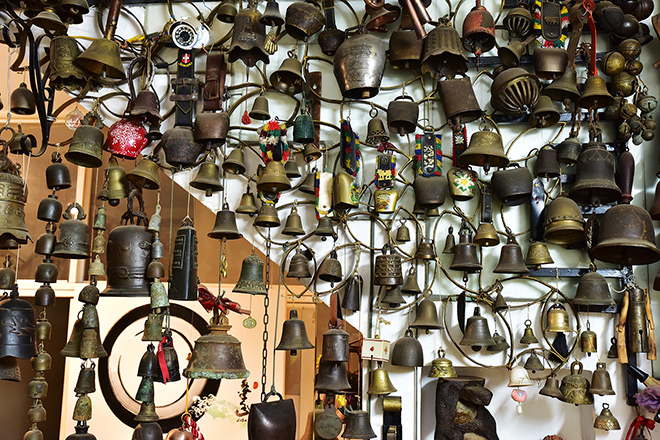 "Kho báu" treo lủng lẳng trong nhà của ông lão Sài thành - 2