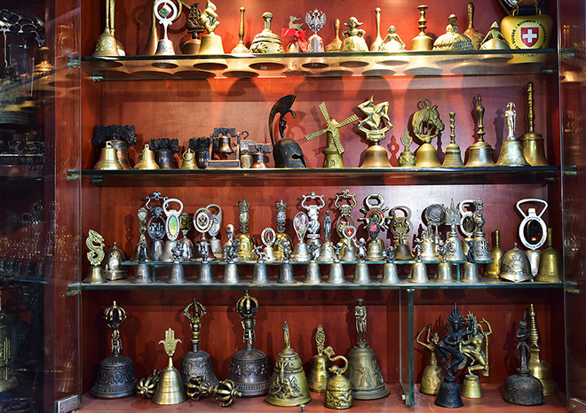 "Kho báu" treo lủng lẳng trong nhà của ông lão Sài thành - 5