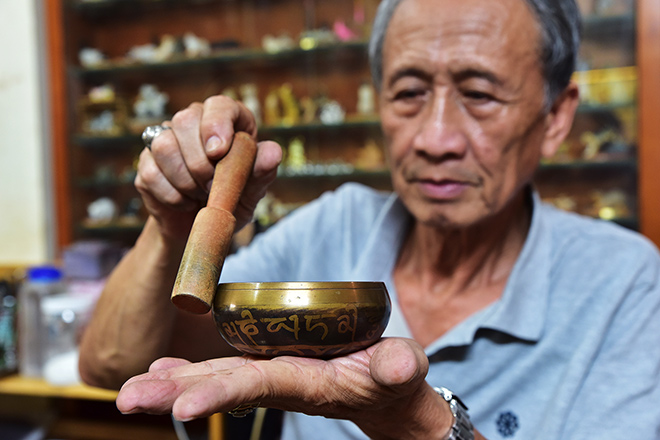 "Kho báu" treo lủng lẳng trong nhà của ông lão Sài thành - 7