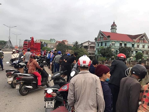 Nhảy xuống sông cứu bạn gái, nam thanh niên mất tích - 1