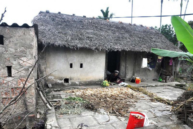 Cụ bà từ chối nhà mới để nhường cho người nghèo hơn - 2